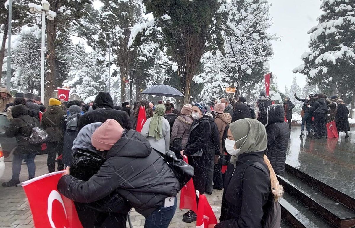 Son dakika haberleri... Öğrencilerden şehit annesine yakın ilgi
