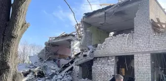 Son dakika haber! Rusya, Kramatorsk'ta kamu binası ve sivil yerleşimleri vurdu: 2 ölü, 6 yaralı