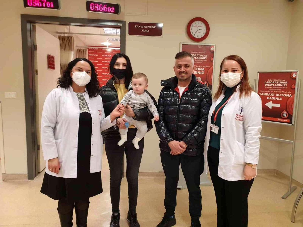 Savaş bölgesinden gelen Ukraynalı bebek Ordu\'da muayene oldu