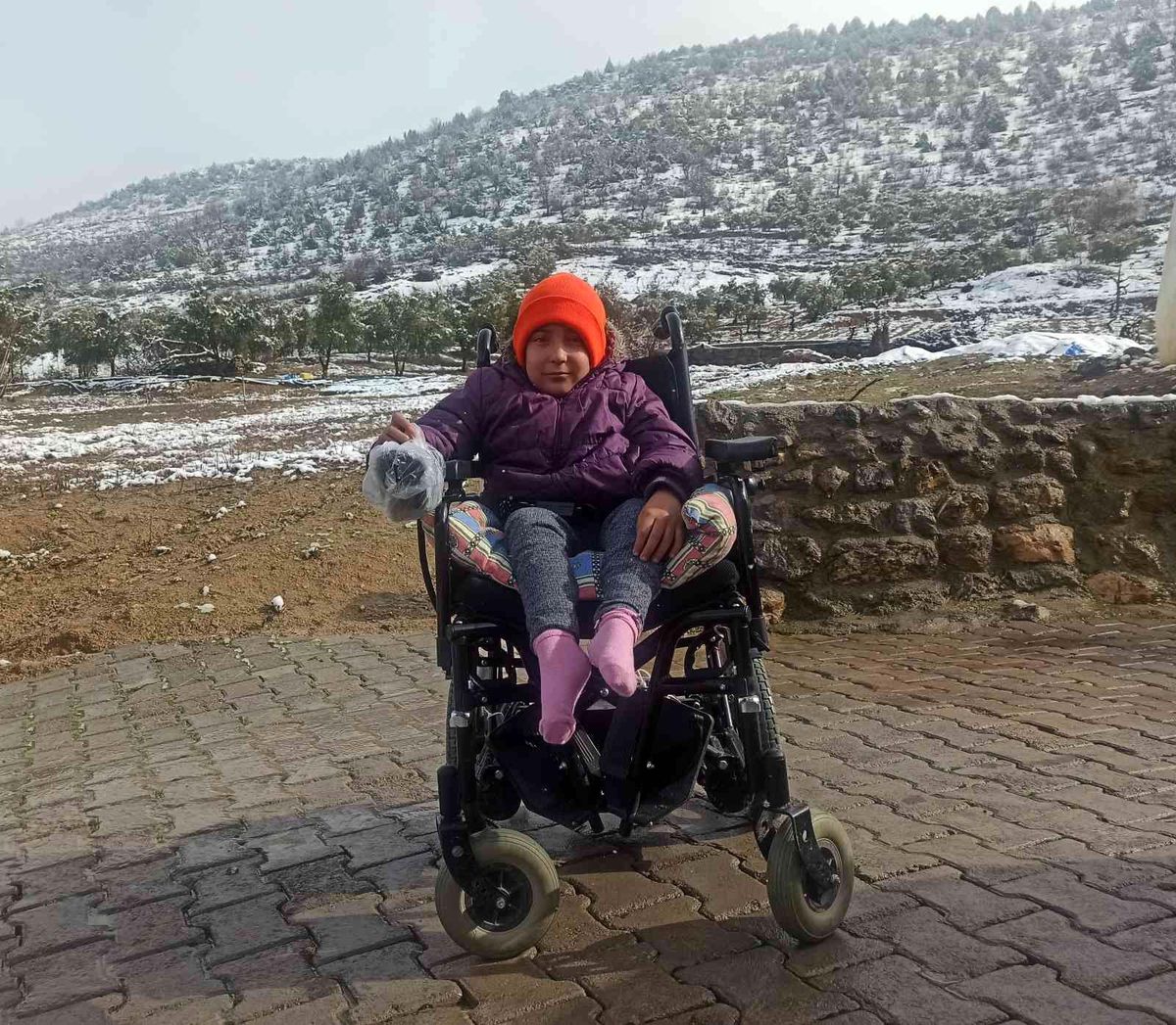 Sebiha\'nın hayali doktor olup hastaları iyileştirmek