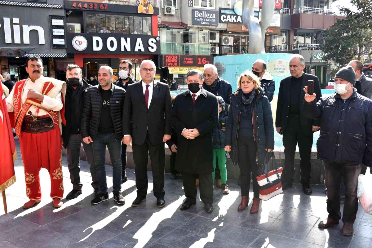 Son dakika haberi! Şehzadeler Belediyesi şehitleri andı