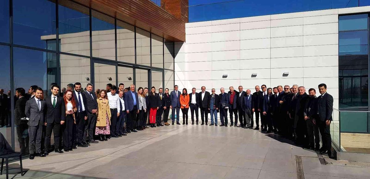 Hububat ve bakliyat sektöründen 2 ayda 1,8 milyar dolarlık ihracat