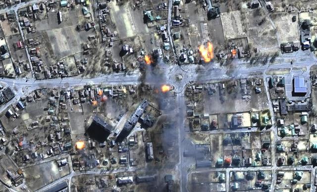 Ukrayna Istihbaratı Tarafından Esir Düşen Rus Askerlere Ölen Sivil Insanların Videosu Izlettiriliyor