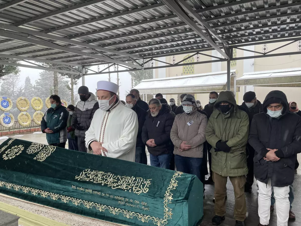 Yönetmen Kunt Tulgar, son yolculuğuna uğurlandı