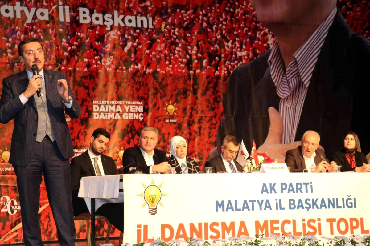 AK Parti " Daraltılmış İl Danışma Meclisi" toplantısı yapıldı