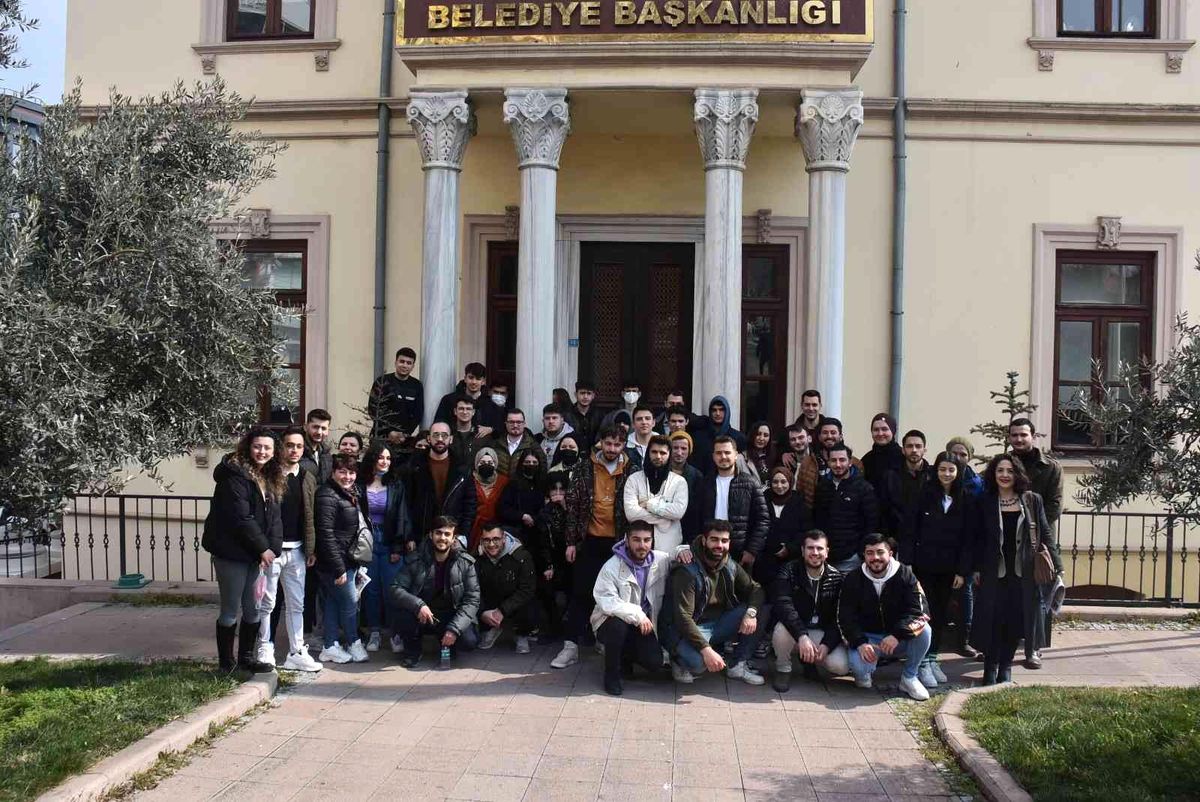 Belediye, 60 öğrenciyi misafir etti