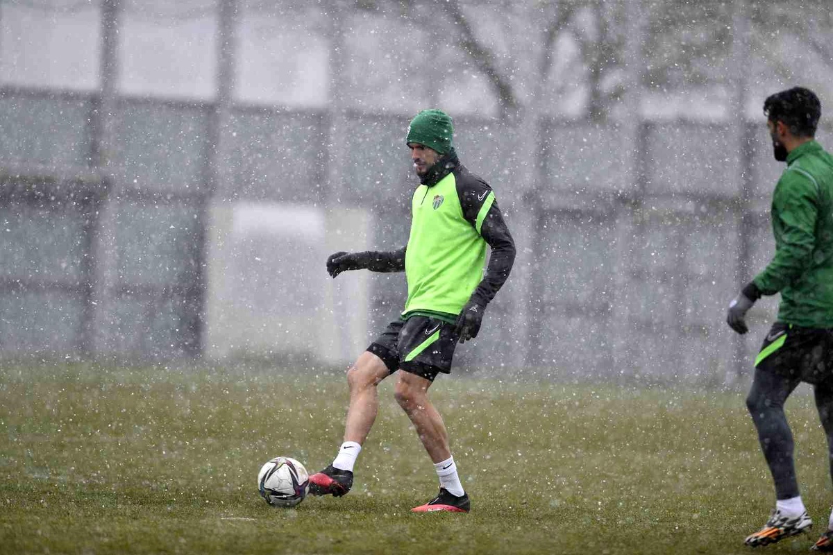 Bursaspor\'da Balıkesirspor maçı hazırlıkları tamamlandı