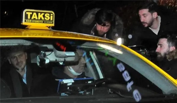 Defne Samyeli'nin Kızını Görenler Şaştı Kaldı