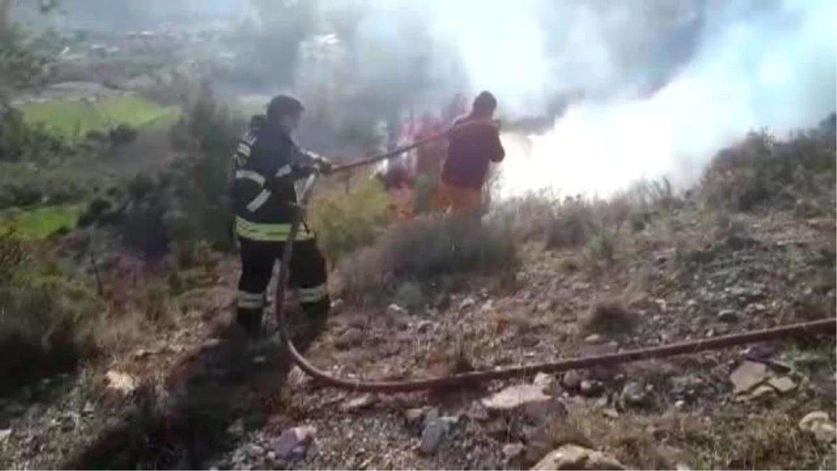 Ormanlık ve makilik alanda çıkan yangın söndürüldü