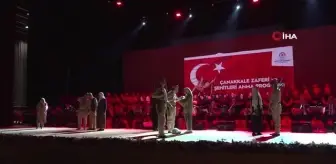 Tarihi zafer şiirler ve kahramanlık türküleriyle kutlandı