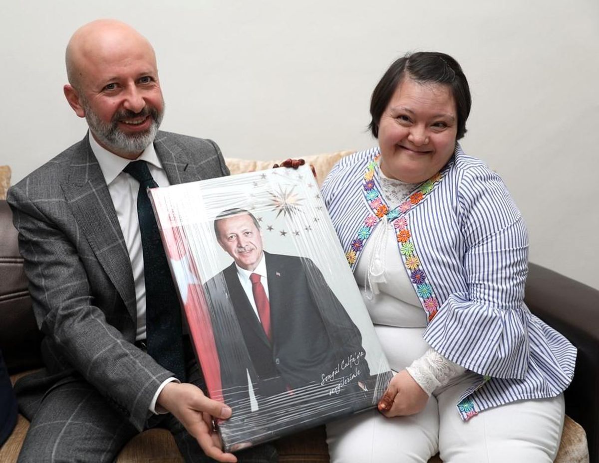 Başkan Çolakbayrakdar: "Down sendromluların her zaman farkında ve daima yanındayız"