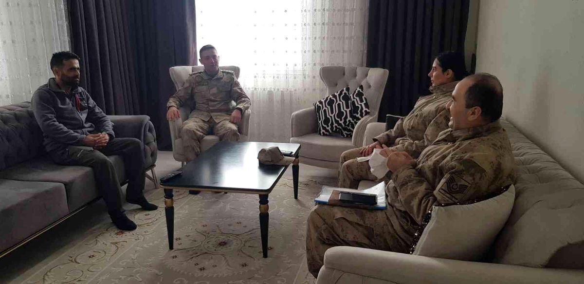 Bingöl\'de jandarma, şehit aileleriyle bir araya geldi