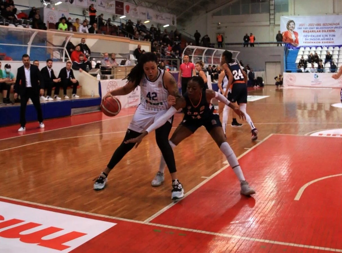 Kadınlar Basketbol Süper Ligi: İzmit Belediyespor: 55 ÇBK Mersin Yenişehir Belediyesi: 85