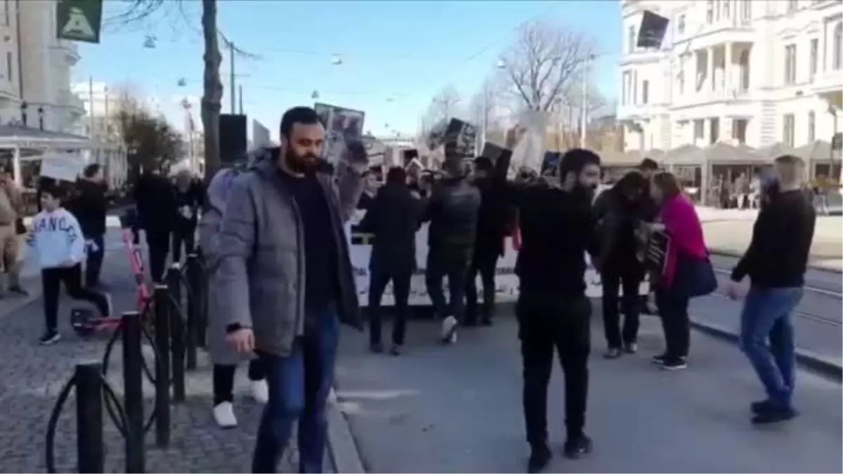 STOCKHOLM - İsveç\'te çocukları ellerinden alınan aileler gösterilerine devam ediyor