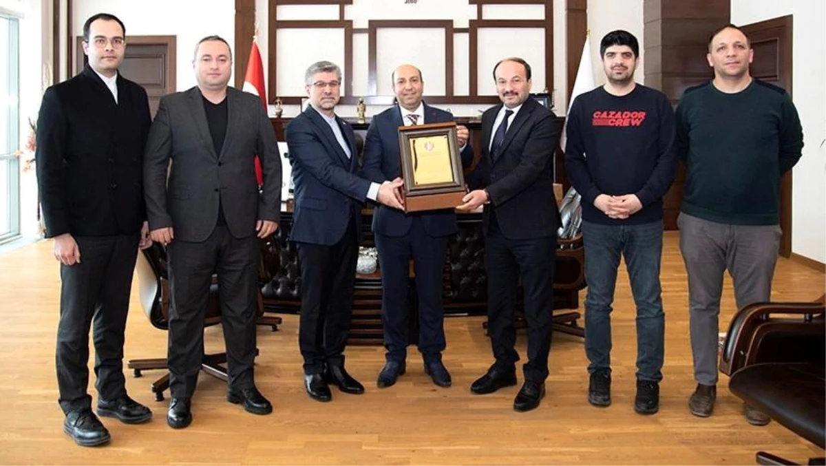Uluslararası Şehriyar Bilim ve Kültür Festivalinden ETÜ\'ye ödül