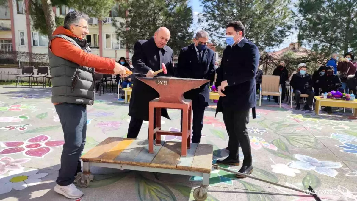 21 Mart Türk Dünyası ve Toplulukları Haftası ve Nevruz Bayramı Edremit\'te coşkuyla kutlandı