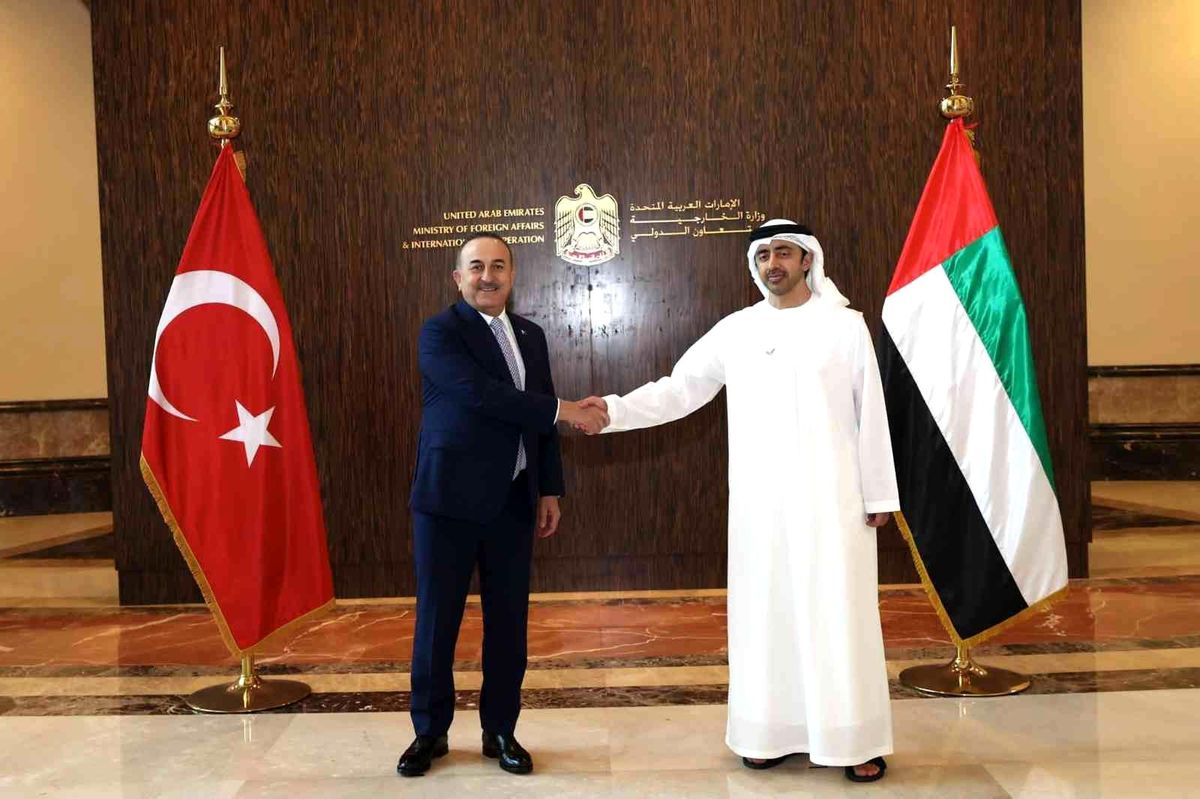 Bakan Çavuşoğlu, BAE Dışişleri Bakanı Al Nahyan ile görüştü