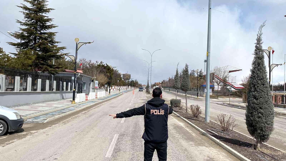 Bolvadin\'de huzur ve asayiş uygulaması