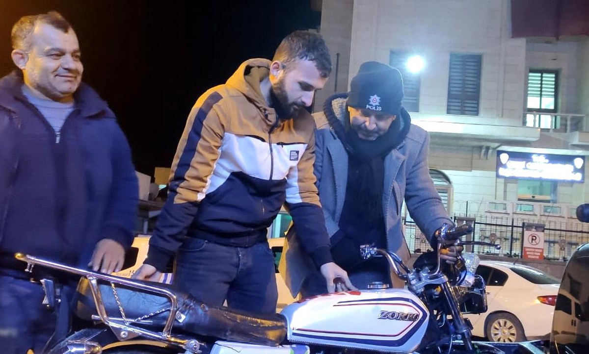Çalınan motosiklet sahibine teslim edildi