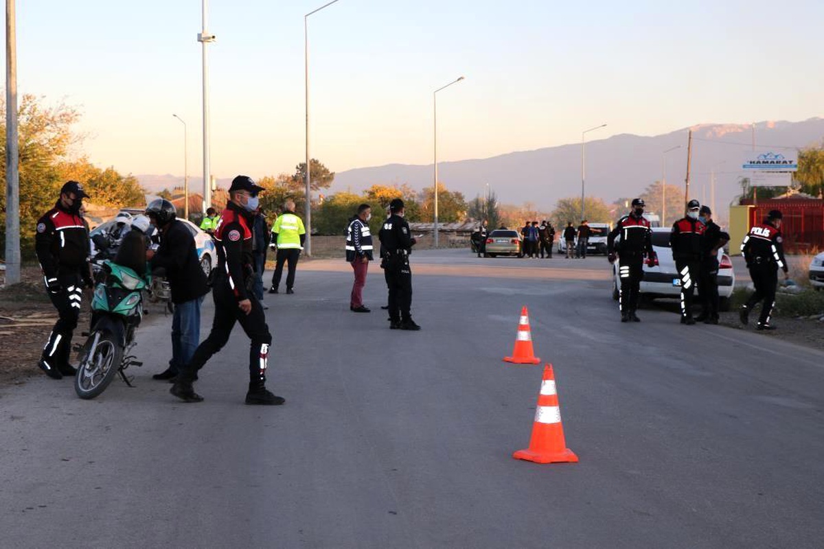 "Huzurlu Sokaklar ve Terör Suçları Uygulaması" yapıldı