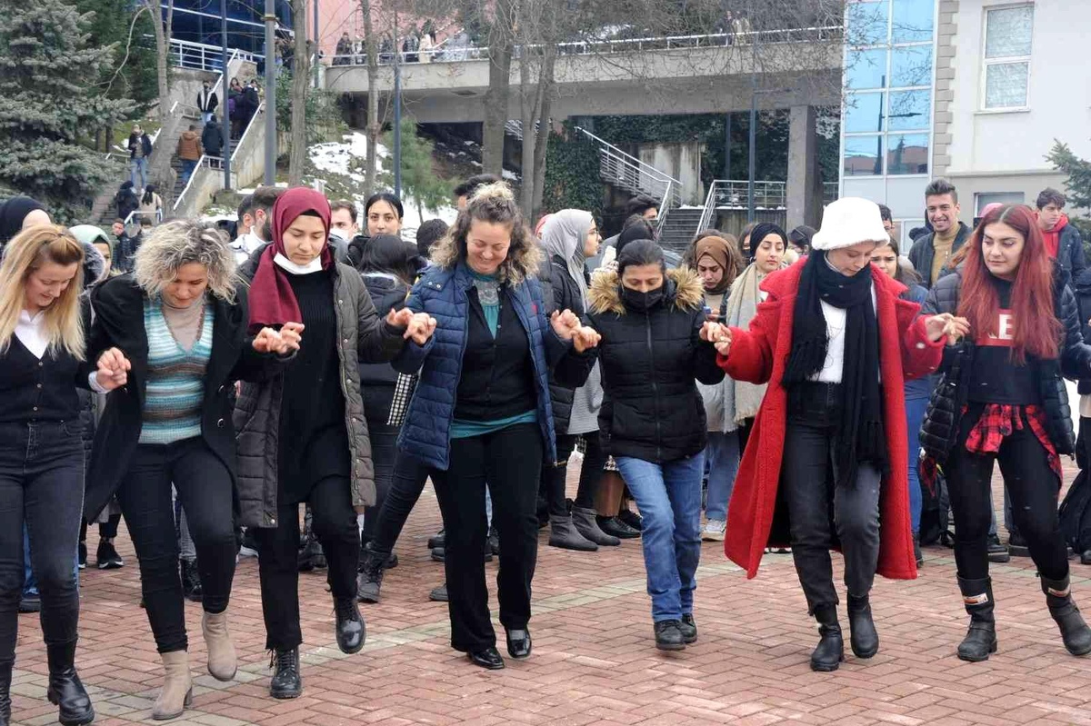 Zonguldak Bülent Ecevit Üniversitesi\'nde nevruz coşkuyla kutlandı