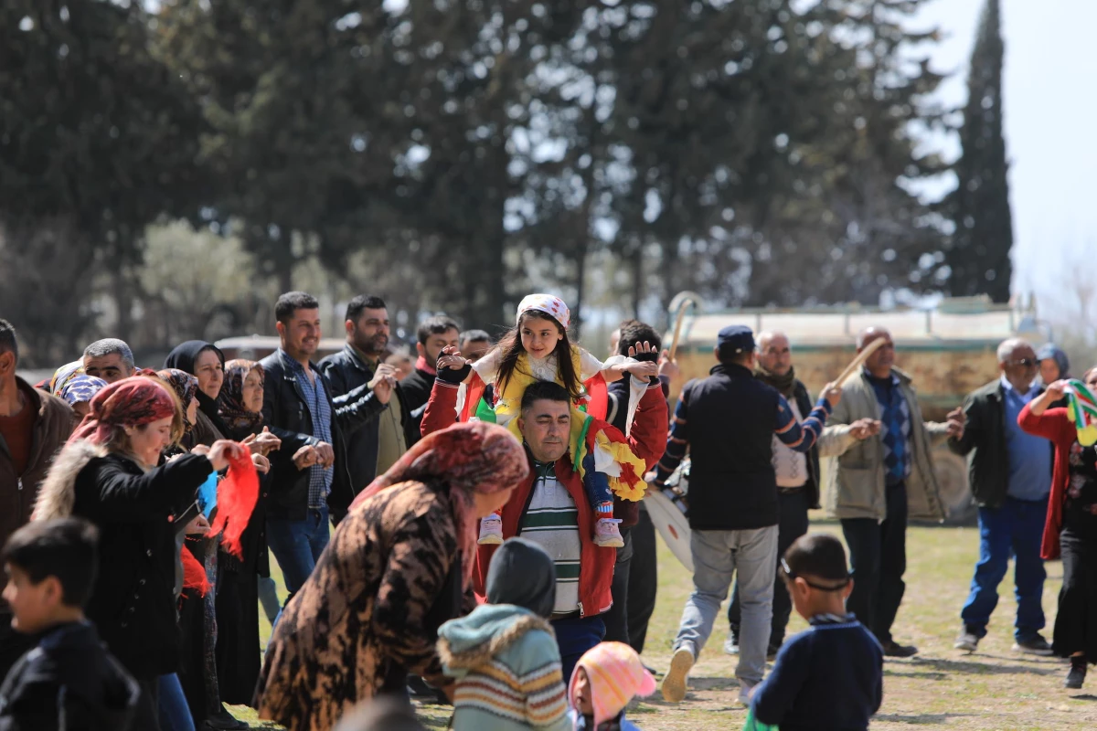 Suriye\'nin kuzeyinde Nevruz Bayramı kutlandı