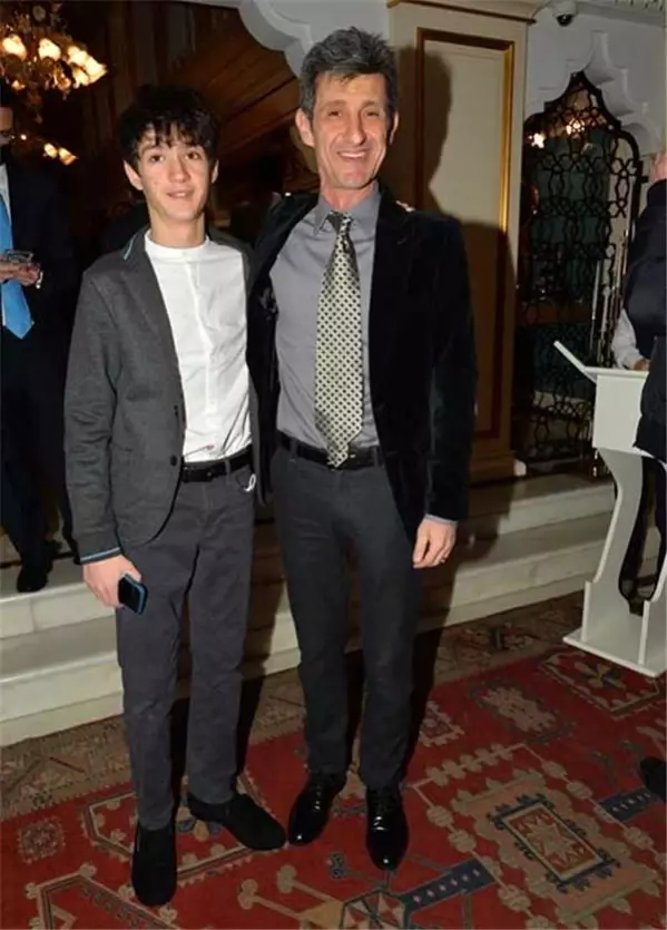 #039;tolga Abi' Lakaplı Tolga Gariboğlu Yıllar Sonra Düğünde Ortaya Çıktı