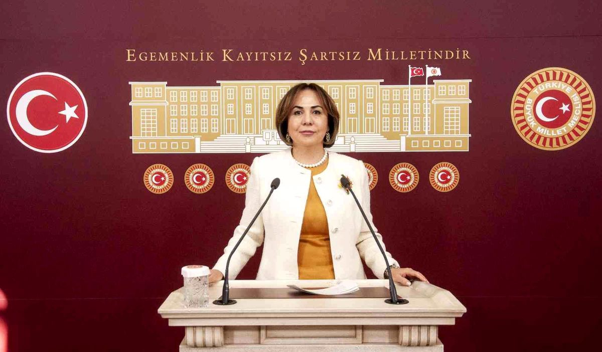 AK Parti'li Yılmaz: 'Gazetecilere saldırı düzenlenmesi asla kabul edilemez'