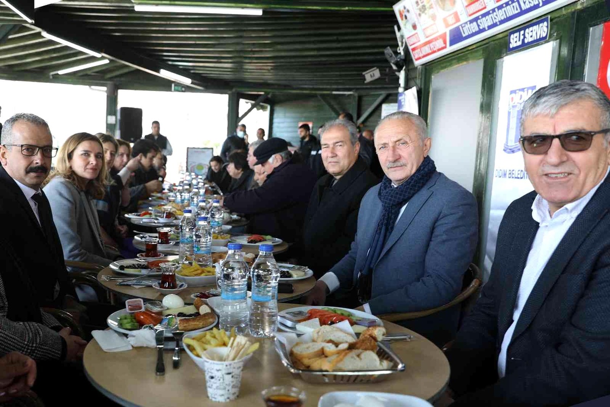 Başkan Atabay, Didim Huzurevi sakinleri ile bir araya geldi