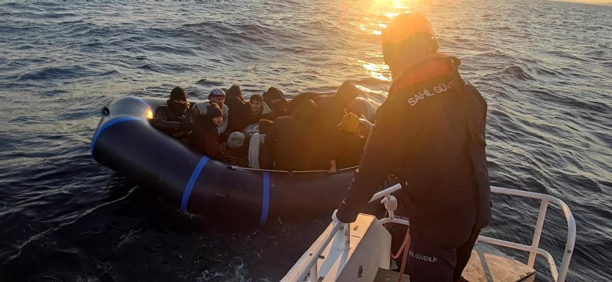Bodrum\'da 35 düzensiz göçmen kurtarıldı