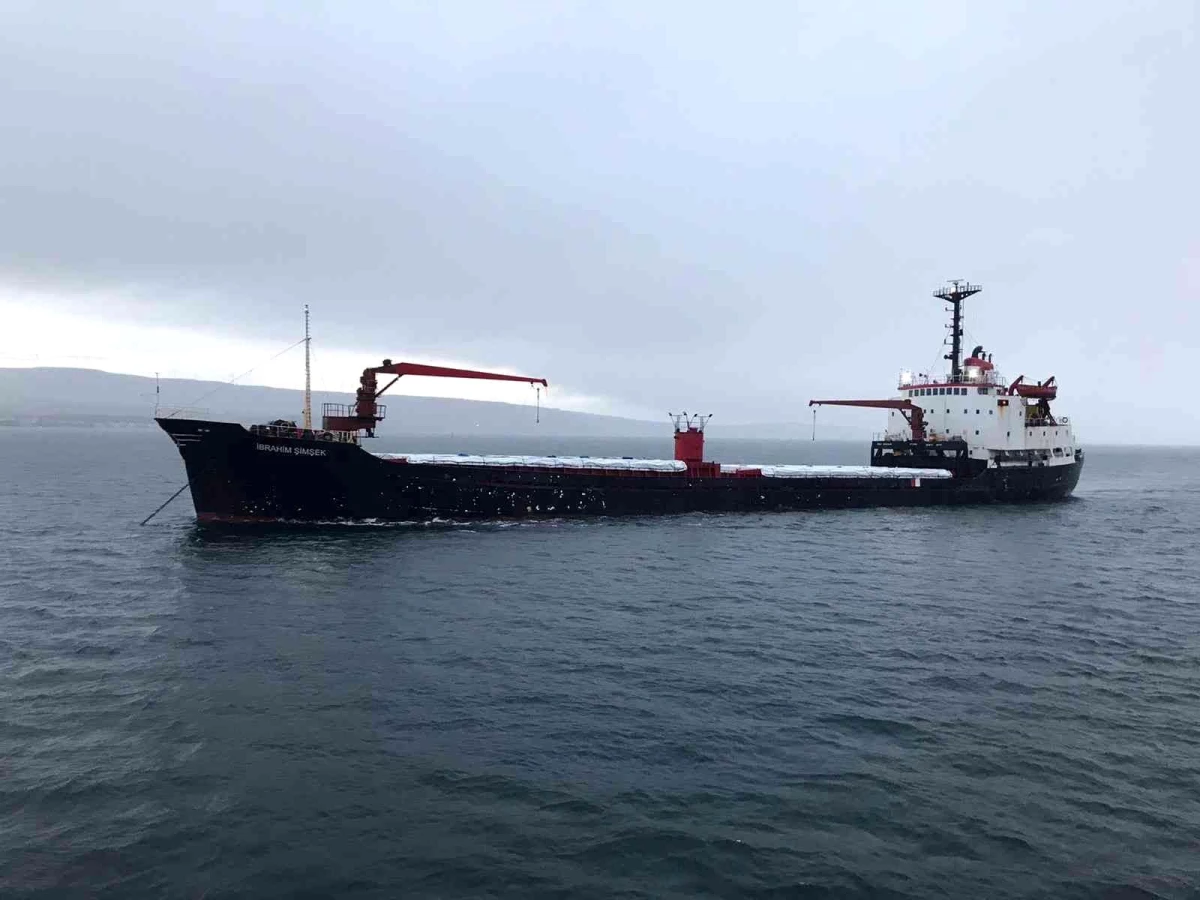 Çanakkale Boğazı\'nda gemi arızası: boğaz çift yönlü trafiğe kapatıldı