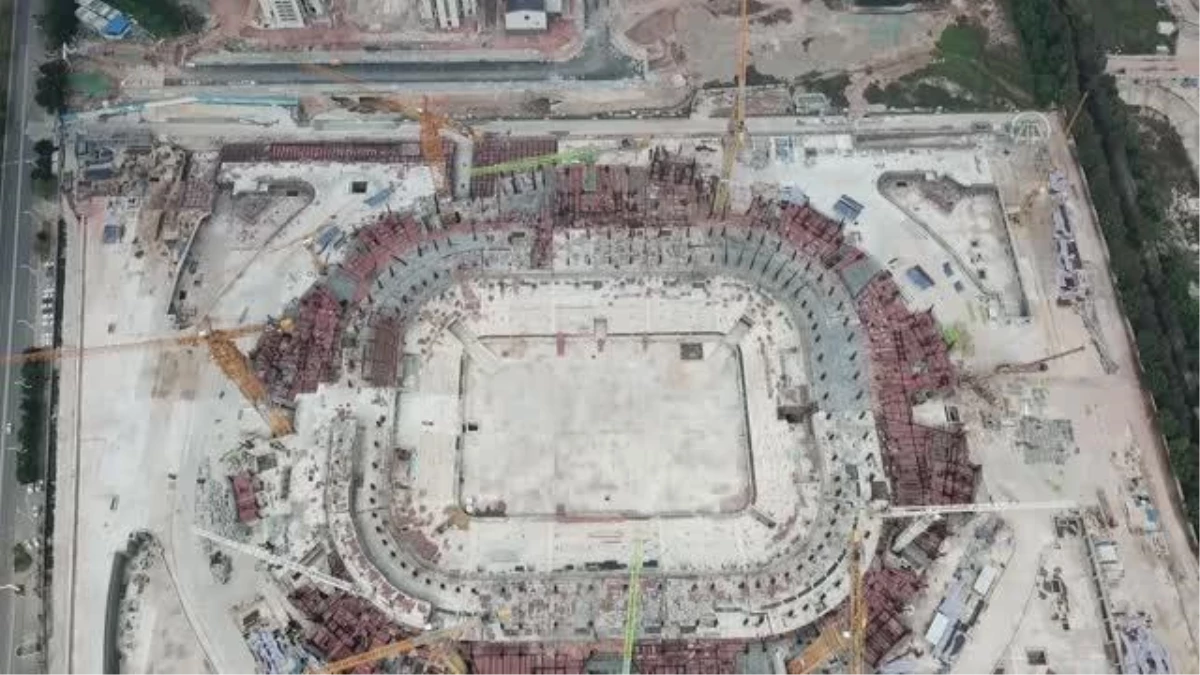 GUANGZHOU - Çin\'de inşası devam eden 100.000 kişilik stadyum