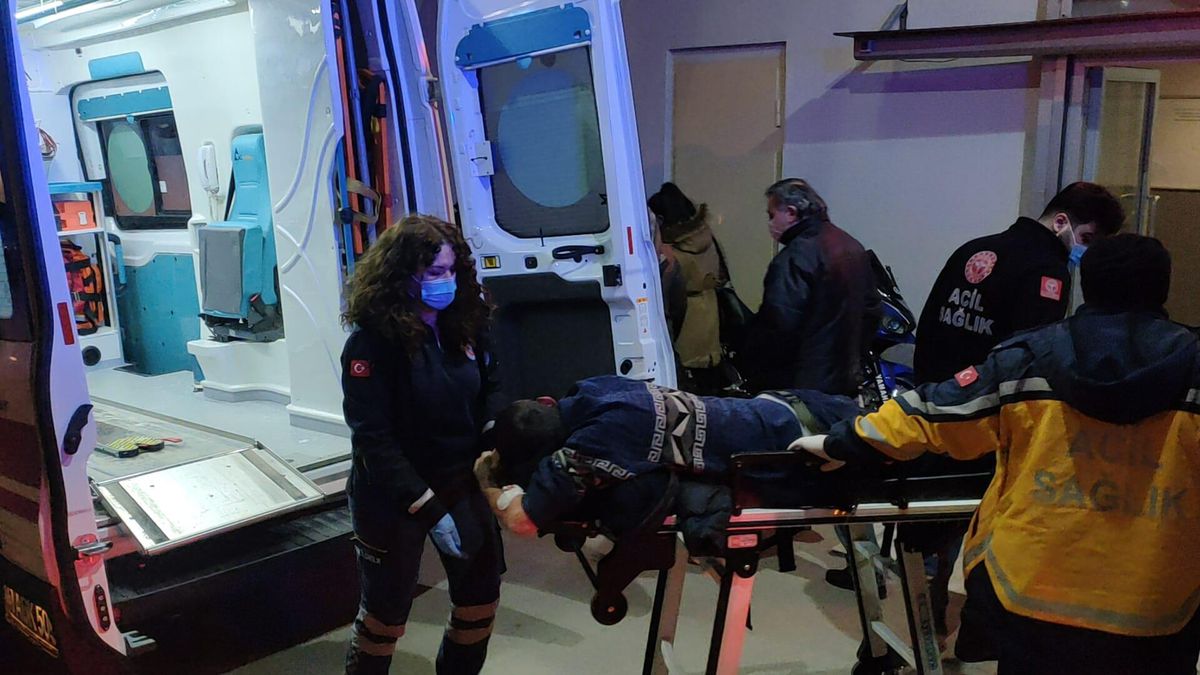 Kocaeli\'de darp edilip bıçaklanan kişi hastaneye kaldırıldı