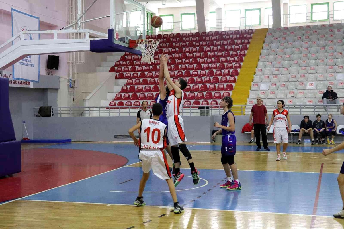 Okul Sporları Basketbol Yıldızlar Türkiye Yarı Final müsabakaları Yozgat\'ta başladı