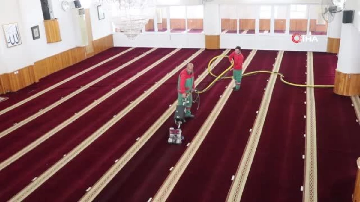 Şanlıurfa\'da camiler Ramazan\'a hazırlanıyor