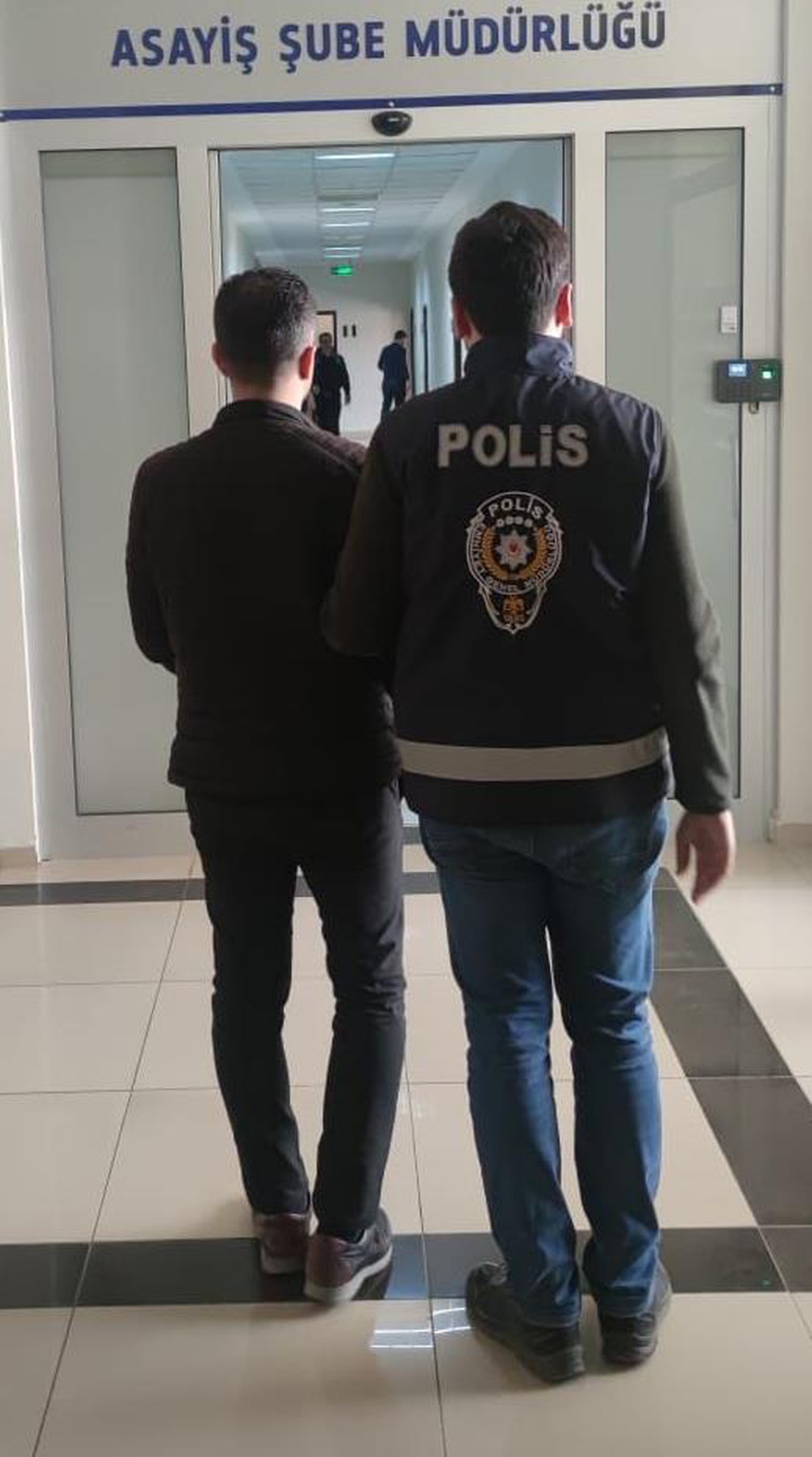 Siirt\'te haklarında kesinleşmiş hapis cezası bulunan 2 hükümlü yakalandı