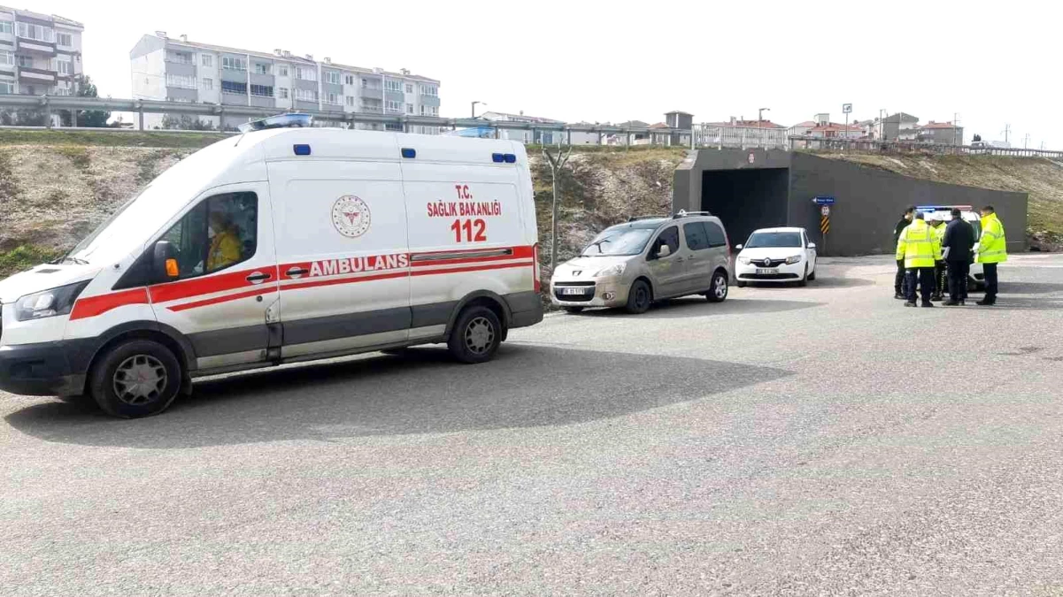 Son dakika haberi... Silahla yaralandı, kaçarken ters yön ihlali yapınca polise takıldı