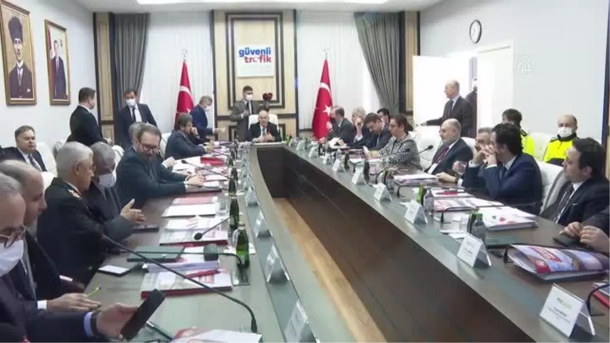 Soylu: 'Pandemi döneminde toplu taşımadan kaçmak isteyenler bisiklet, motosiklet gibi araçlara yöneldiler burada ciddi bir artış söz konusu oldu'