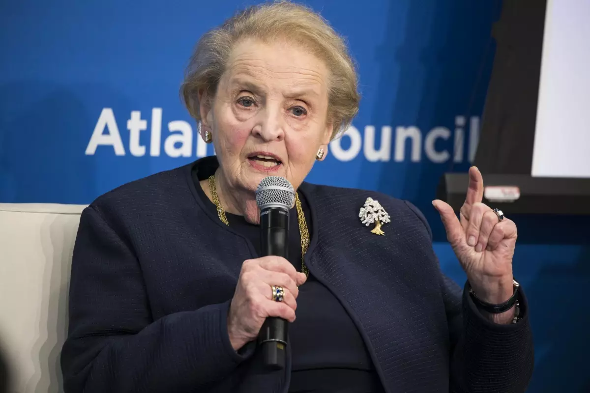 ABD\'nin ilk kadın Dışişleri Bakanı Madeleine Albright hayatını kaybetti