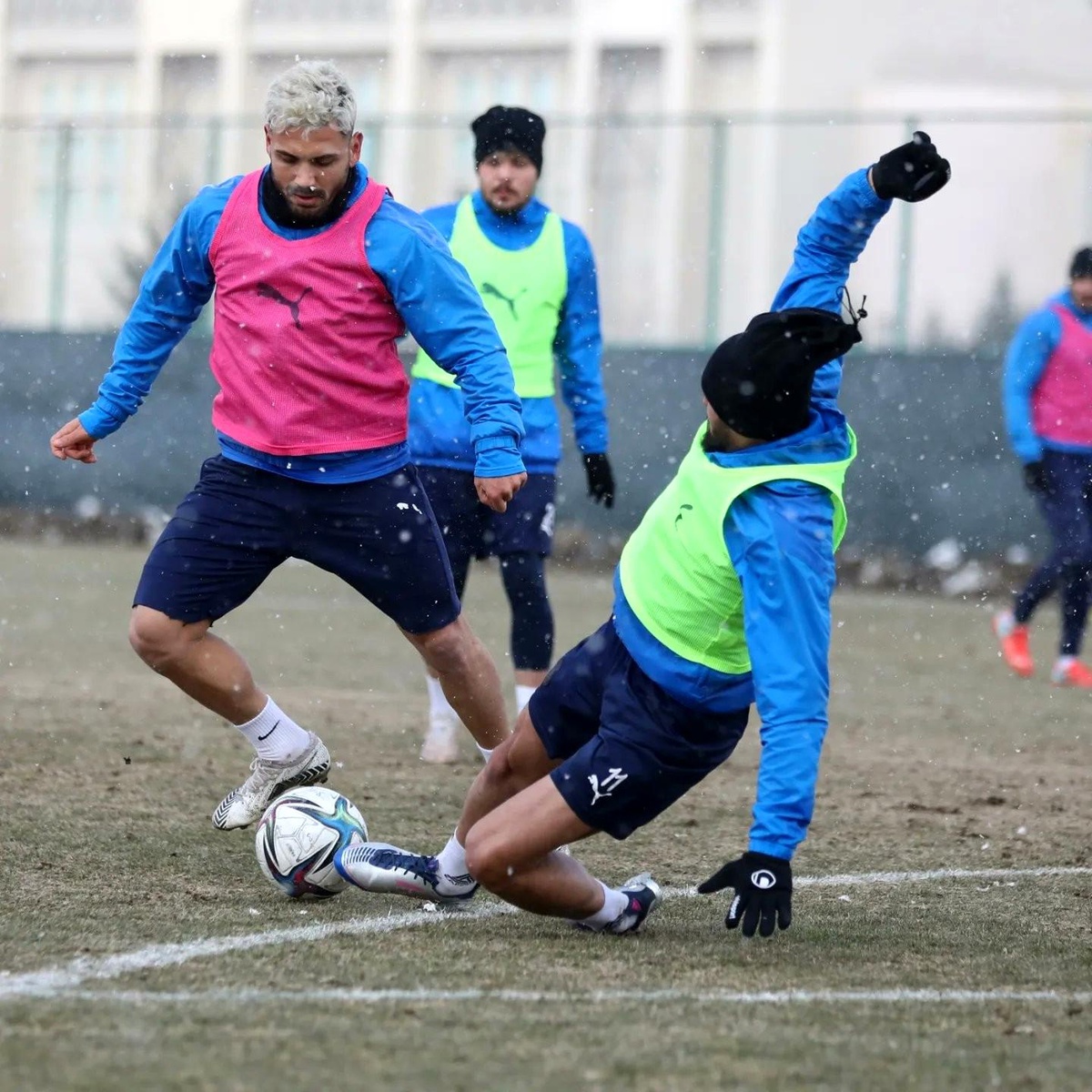 Afyonspor hafta sonu lideri konu edecek