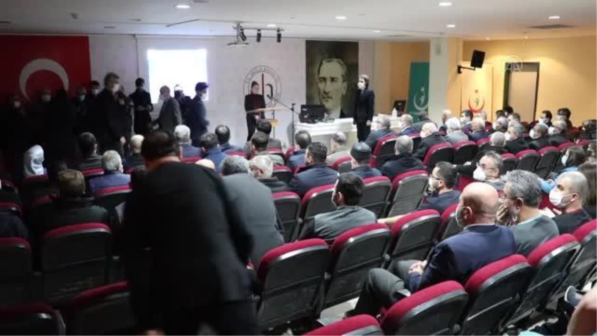 AK Partili Akbaşoğlu sağlık ünitesinin açılışında konuştu