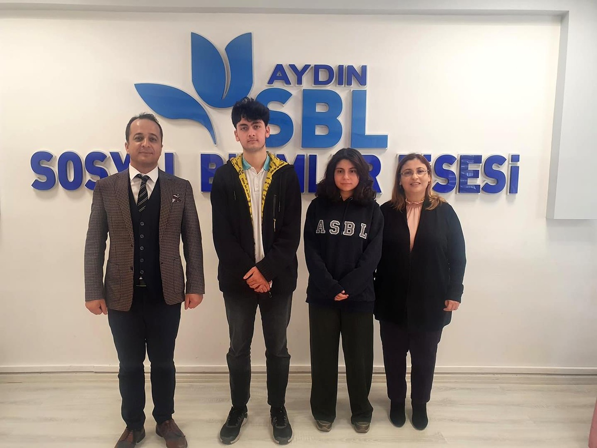 Aydın Sosyal Bilimler Lisesi öğrencilerinden çifte başarı