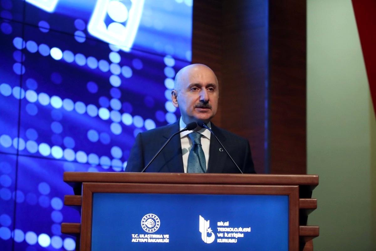 2021\'de telefonda 318 milyar dakika konuşuldu