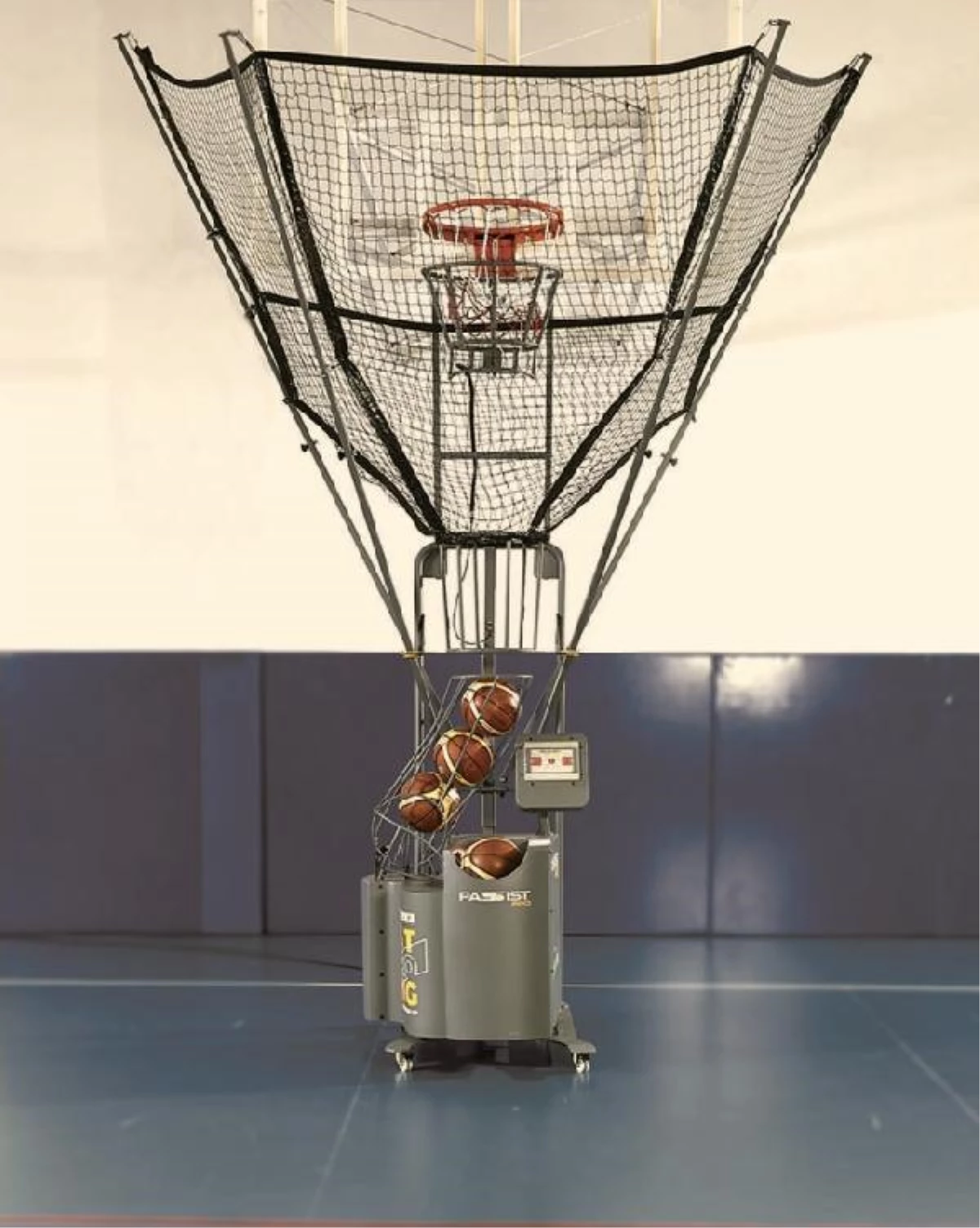Basketbolcular için şut makinası