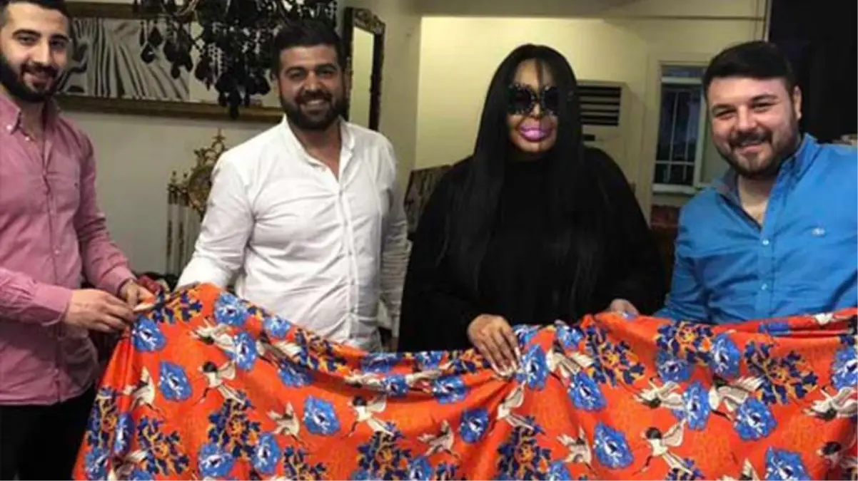Kumaş alışverişine dudak uçuklatan bütçe! Bülent Ersoy 3 saatte 250 bin TL harcadı