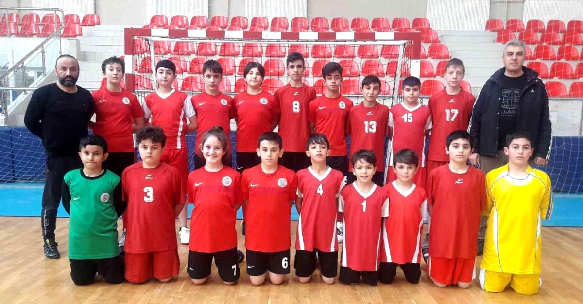 Kulüplü Küçük Erkekler Hentbol Birinciliği başladı
