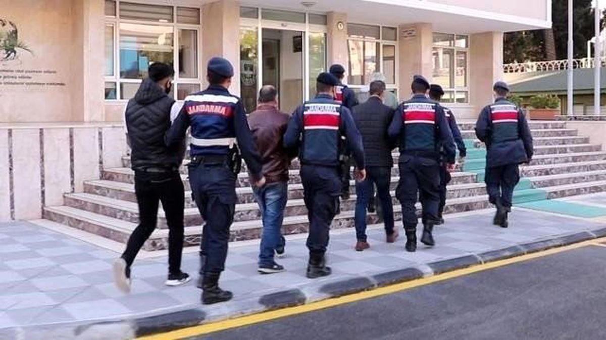 Mersin\'de aranan 25 kişi yakalandı