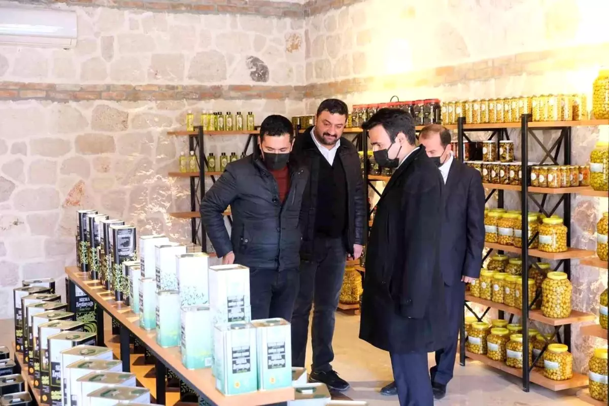 Hollanda\'ya zeytin ve yöresel ürün satıldı