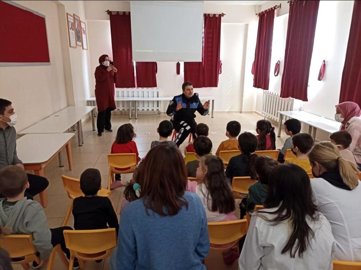Özel öğrenciler hem eğlendi hem bilgilendi