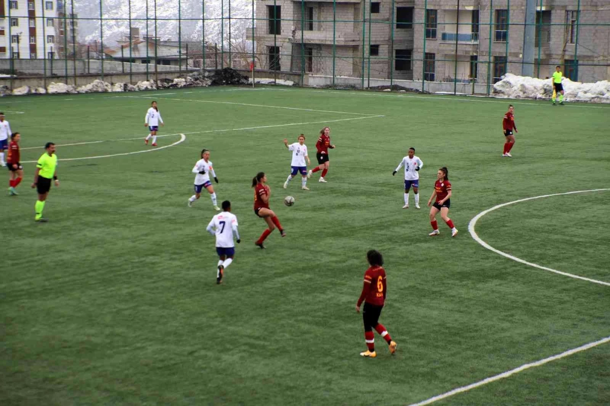 Turkcell Kadın Futbol Süper Ligi: Hakkarigücü: 1 Galatasaray: 0